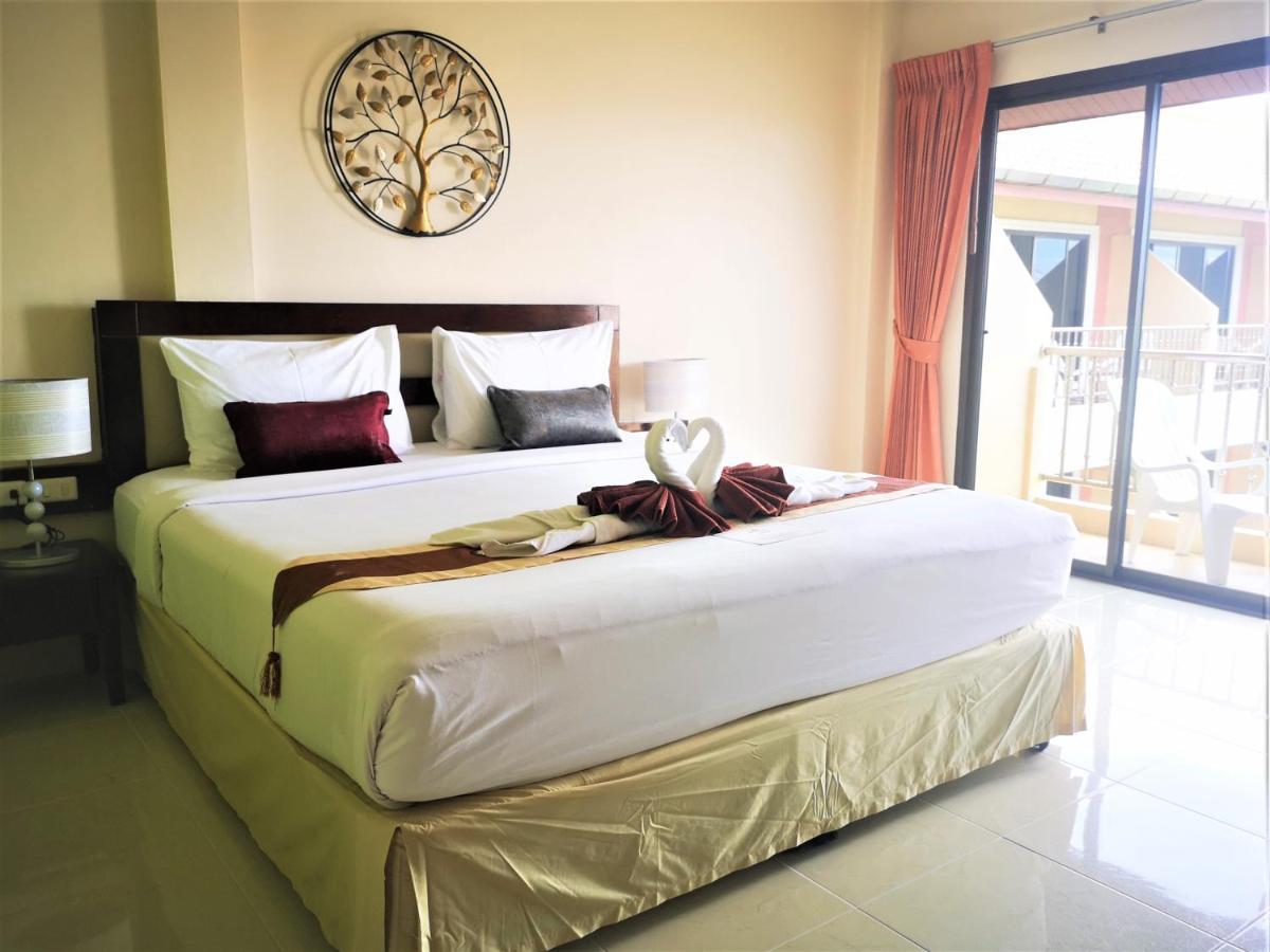 Seven Seas Hotel Patong Exterior foto