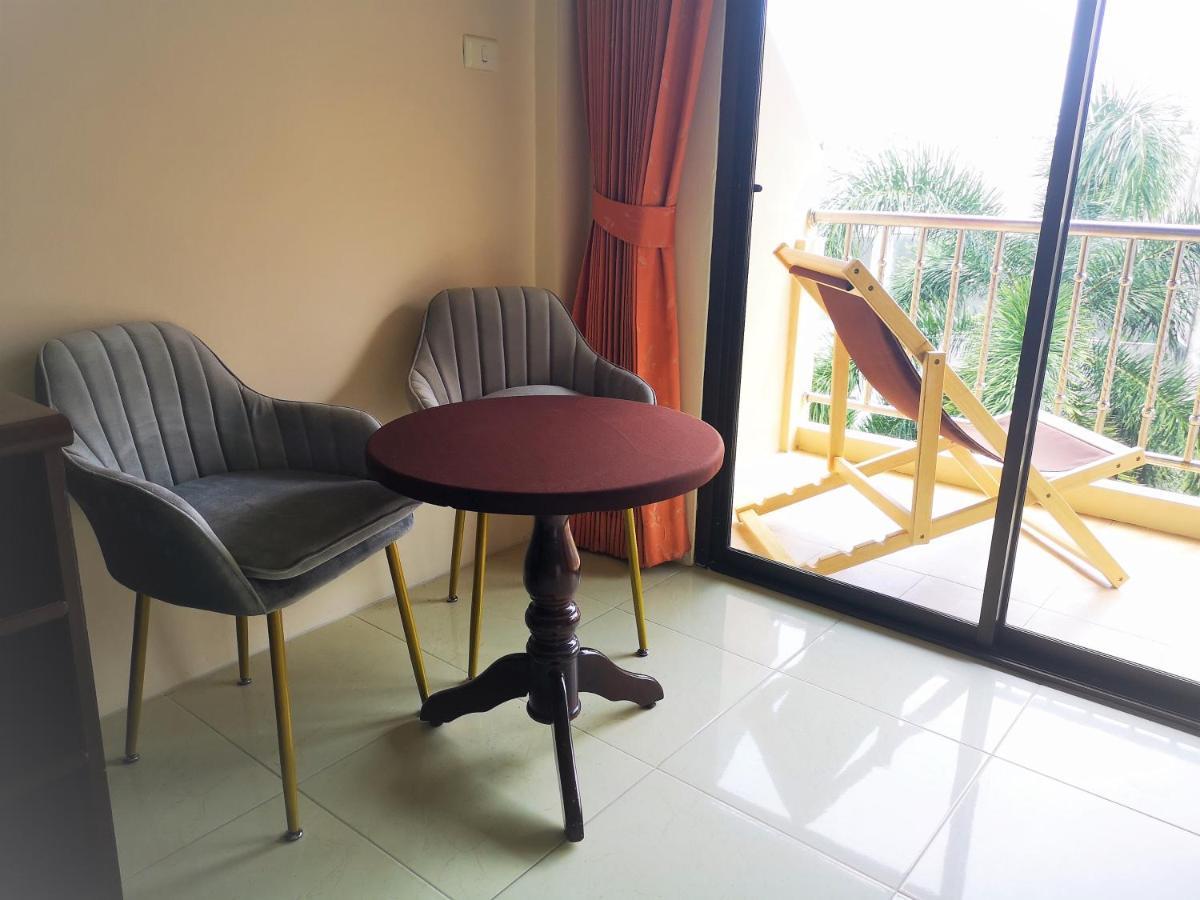 Seven Seas Hotel Patong Exterior foto